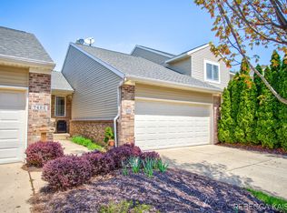 7496 Crooked Creek Dr SW, Byron Center, MI