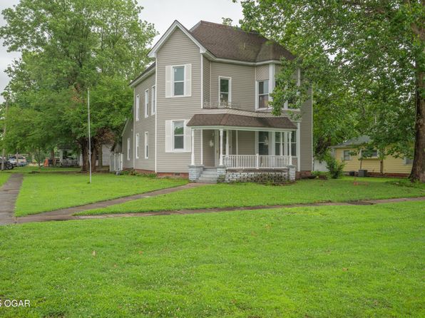 SALLY DAVIS REAL ESTATE, LLC