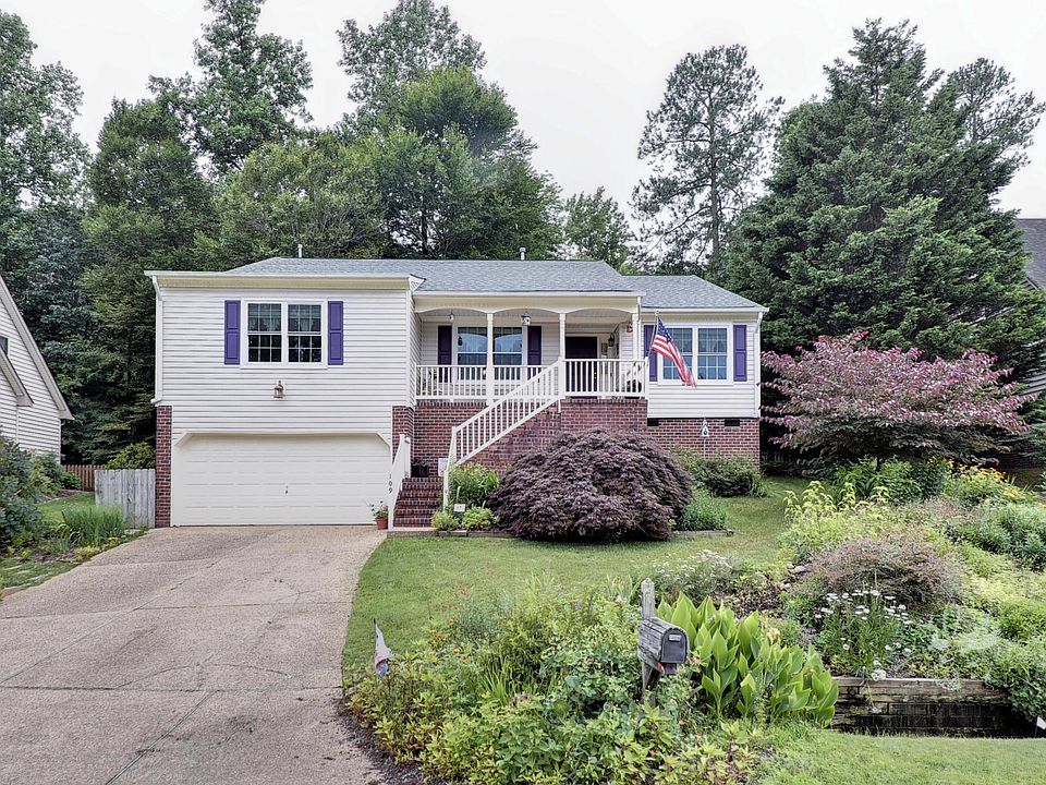 1st image of 109 Heron Ct