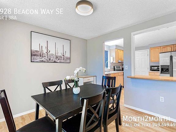 5th image of 1928 Beacon Way SE