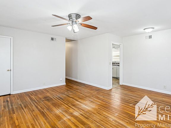 2nd image of 1001 W Meikle Rd