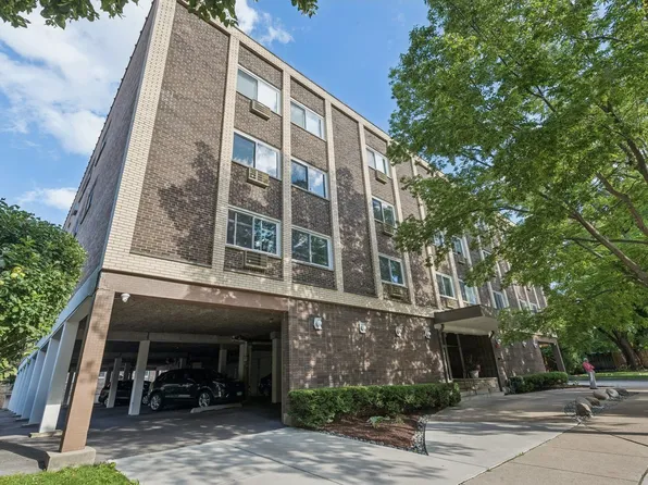 222 N Grove Ave APT 2A, Oak Park, IL 60302