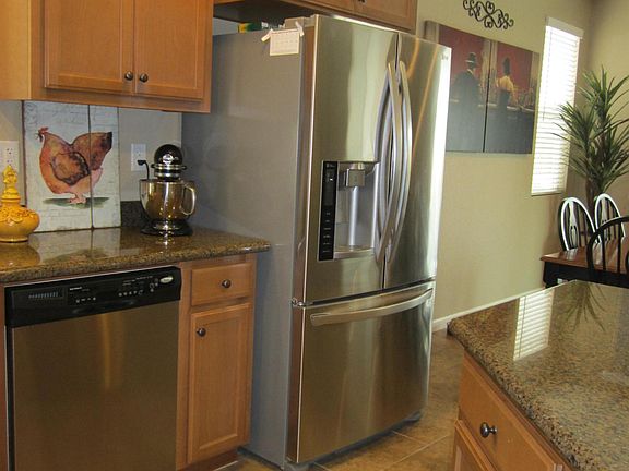 5th image of 1385 Santona St