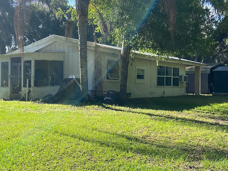 5146 Valencia St — Photo 2