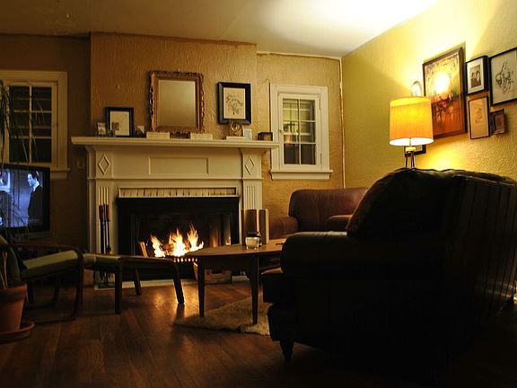 3rd image of 1315 Ashland Ave