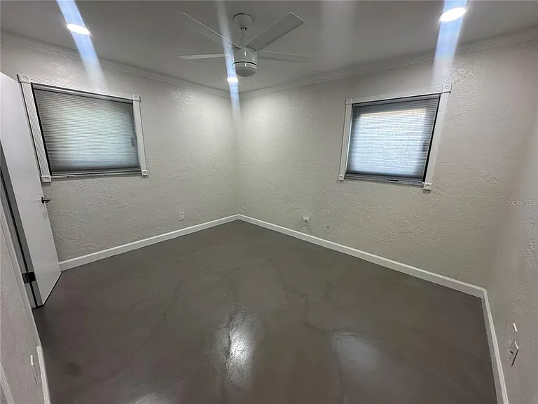 4007 W Wyoming Ave — Photo 13