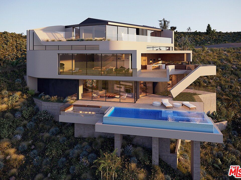1st image of 9432 Sierra Mar Pl