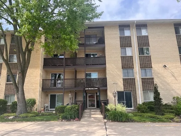 640 Murray Ln Unit 101, Des Plaines, IL 60016
