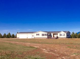 1513 10th Ave SE, Dickinson, ND 58601
