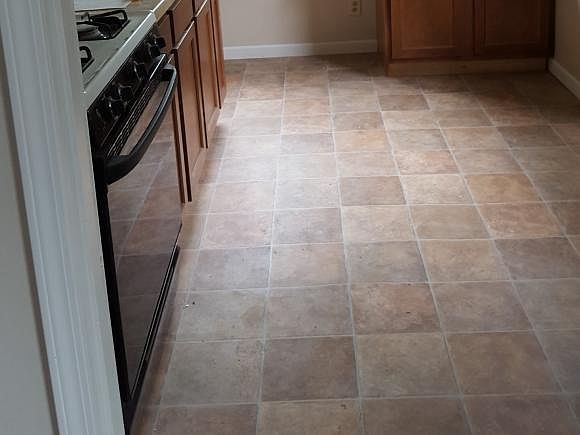 2nd image of 106 Crystal Lake Dr
