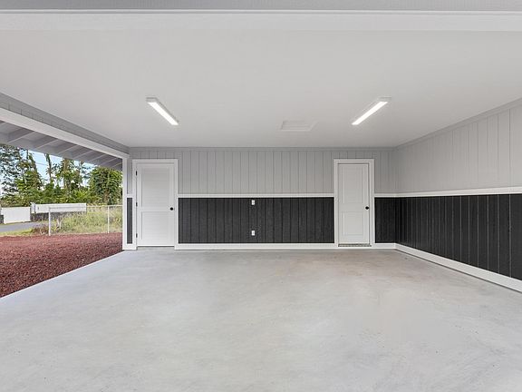 3rd image of 16-2084 Macadamia Dr