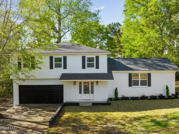 13900 E El Bonito Dr, Ocean Springs, MS 39564