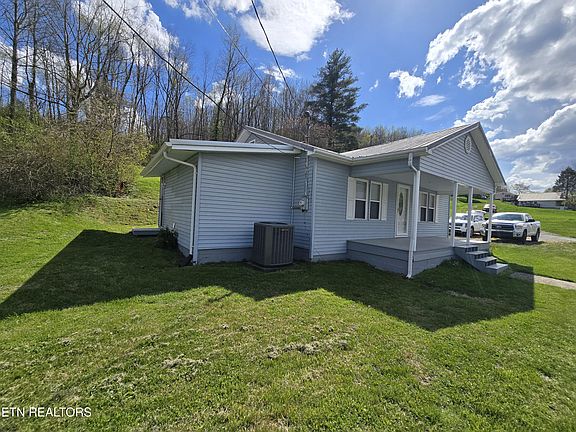 2nd image of 120 Old Fincastle Rd