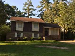 106 Stewart Ct, Leesburg, GA 31763