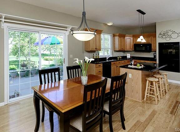 2nd image of 16338 Lakeshore Terrace Ct