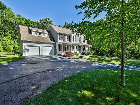4th image of 35 Elva Dr