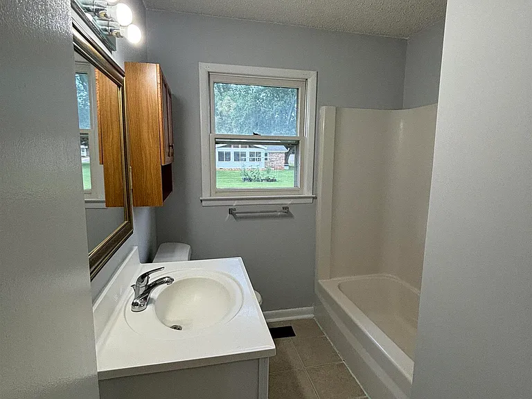 104 Gann Ave — Photo 14