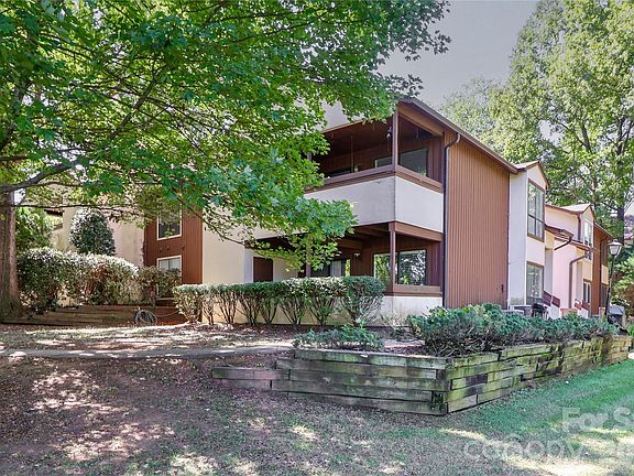 4th image of 5719 Dockside Dr
