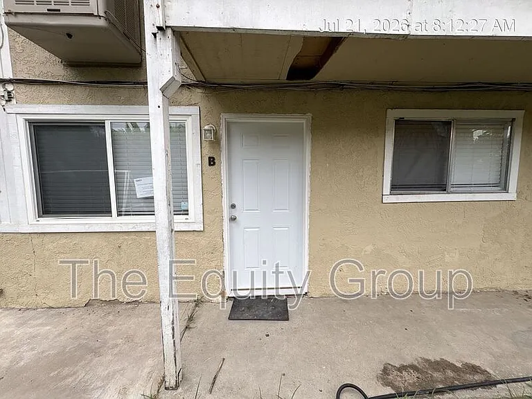 315 NE 3rd Ave #B — Photo 1