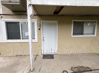 315 NE 3rd Ave #B, Visalia, CA 93291