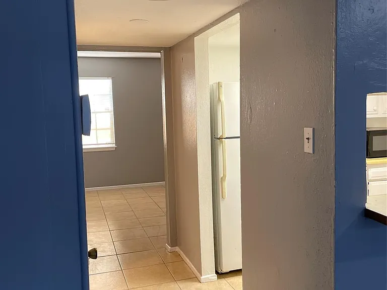 7273 Chasewood Dr — Photo 6