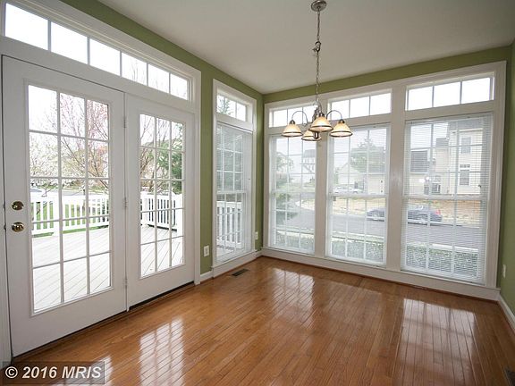 3rd image of 6436 Morven Park Ln