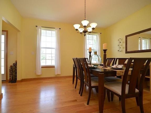 2nd image of 4435 E Arbor Ct