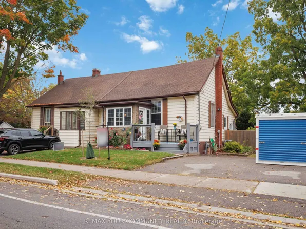 318 Mary St W, Whitby, ON L1N 2R6