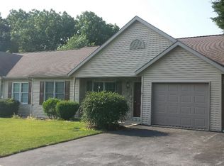 4 Millstream Dr, Lititz, PA 17543