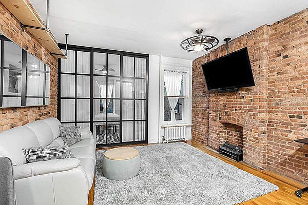 1st image of 786 Washington Ave APT 2RR