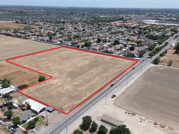 W Lacey, Hanford, CA 93230