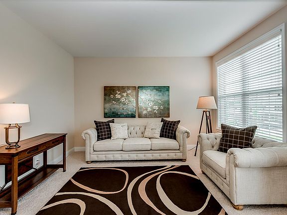 3rd image of 2051 Holderness Dr