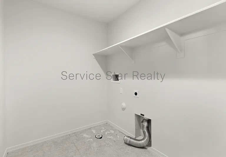2402 E Alonso Dr — Photo 18