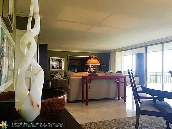 4th image of 11113 Biscayne Blvd Unit 858