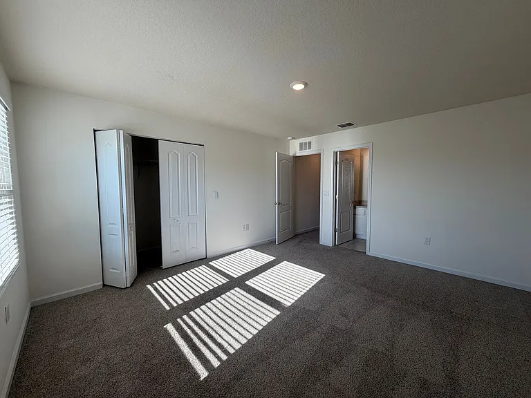 35 Oarsman Crossing Dr — Photo 7