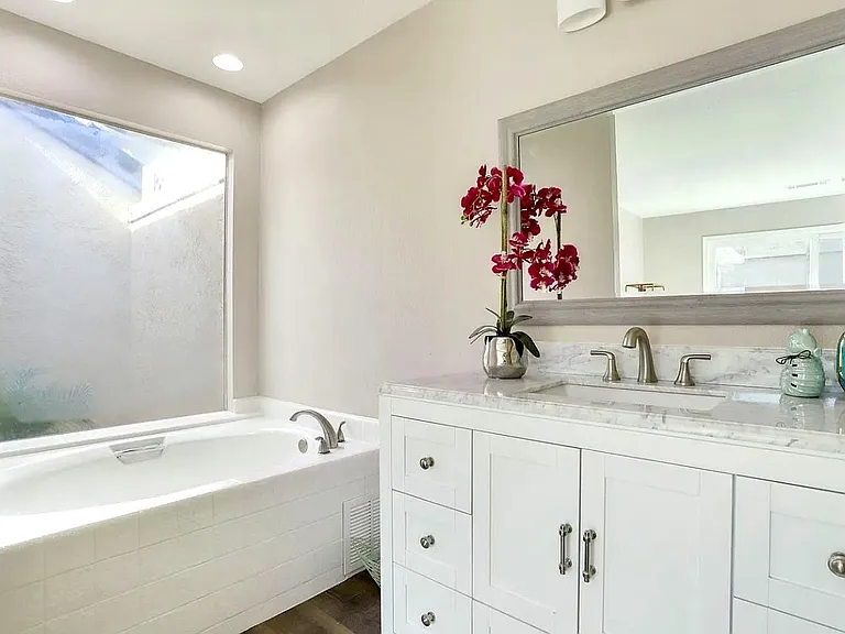1828 Oak Leaf Dr — Photo 18