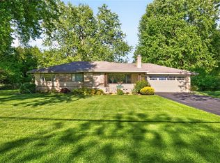 346 Whiting Rd, Webster, NY 14580