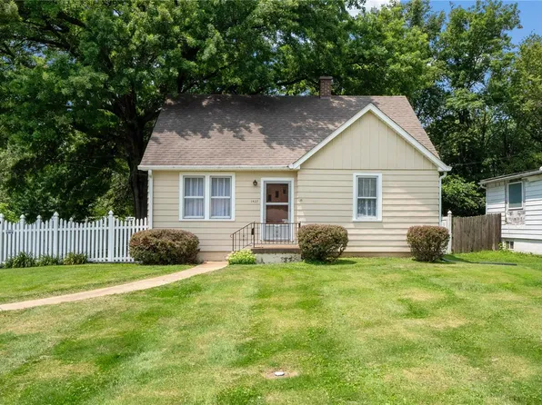 1427 Kinsella Ave, Swansea, IL 62226