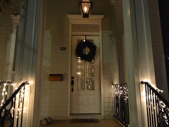 3rd image of 520 Arabella St