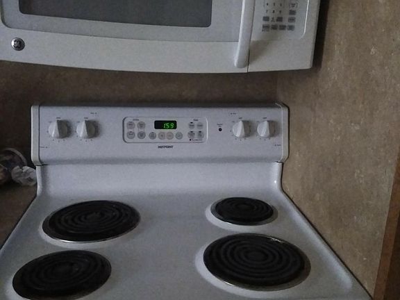 2nd image of 5941 Garrett Ln