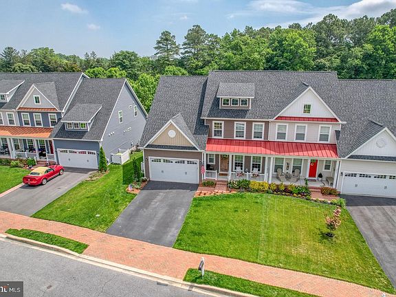 2nd image of 311 Valley Rd