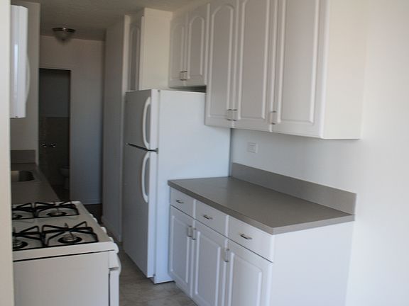 4th image of 1763 2nd Ave APT 33K