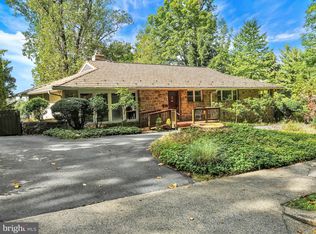 1532 Oak Ln, Reading, PA 19604