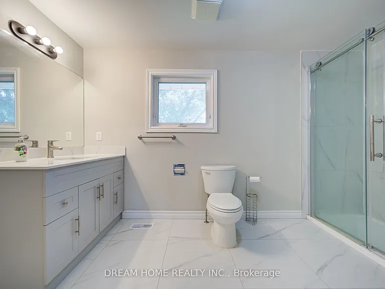 25 Yongehurst Rd — Photo 20