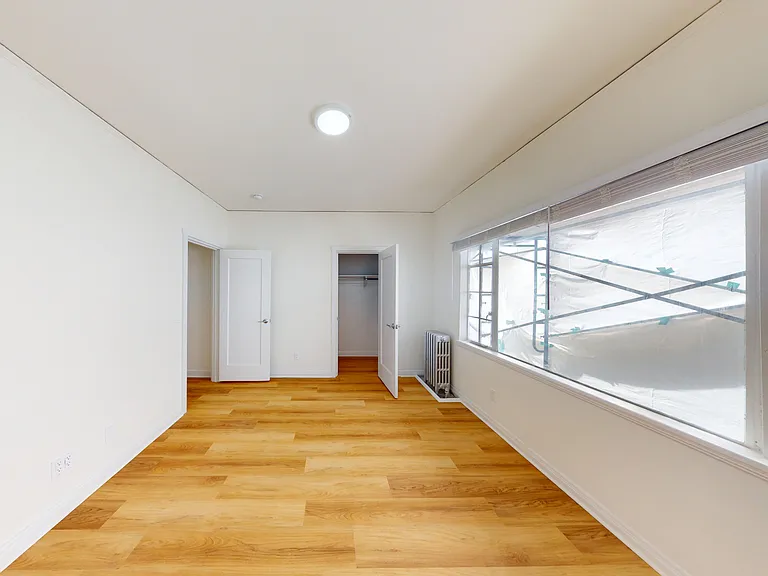 2369 Le Conte Avenue — Photo 3