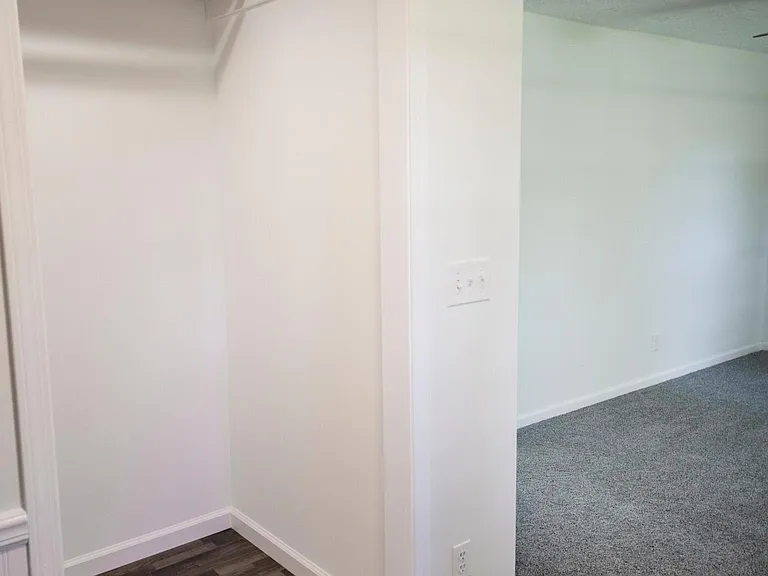 15745 Grace St — Photo 21