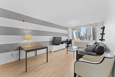 322 West 57th Street, #39K