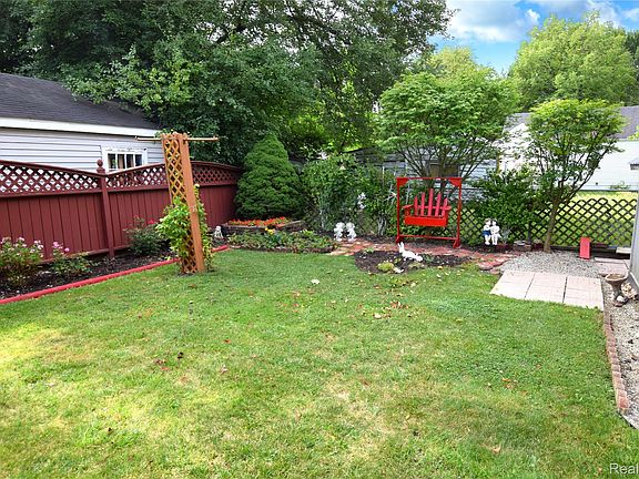 3rd image of 3709 Arlene Ave