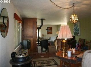 1770 Ash St, North Bend, OR 97459