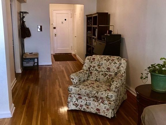 4th image of 3840 Greystone Ave APT 4N